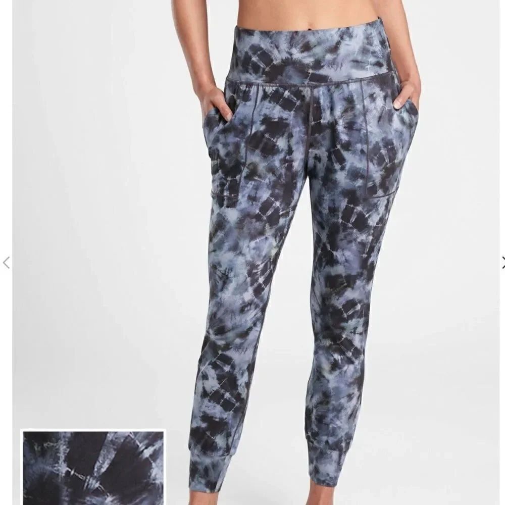 Athleta Salutation Printed Jogger Pant Calypso Navy small